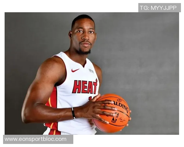 阿德巴约单场五记三分球创热火中锋历史新高表现令人惊叹